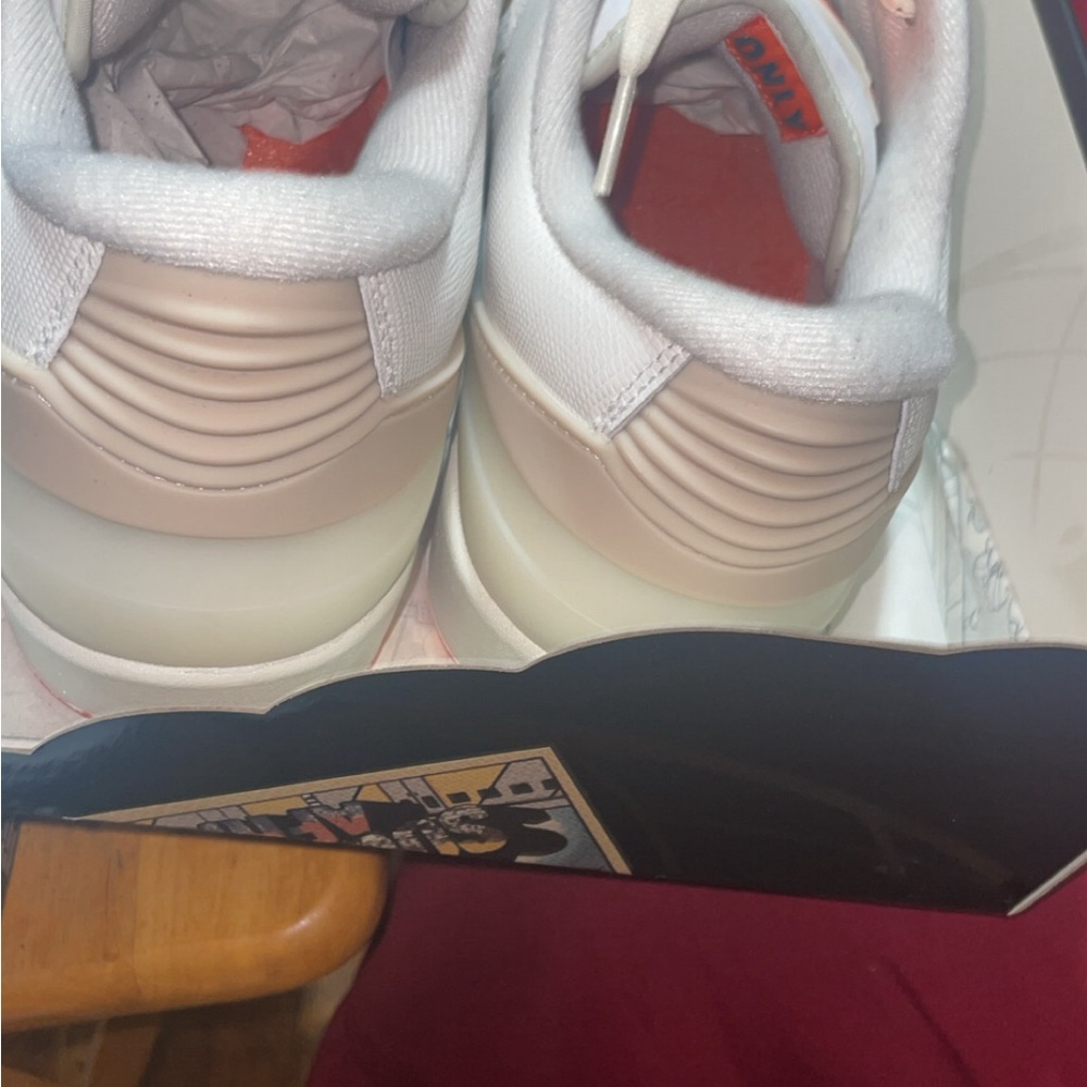 Air Jordan 2 - Picture 4 of 5